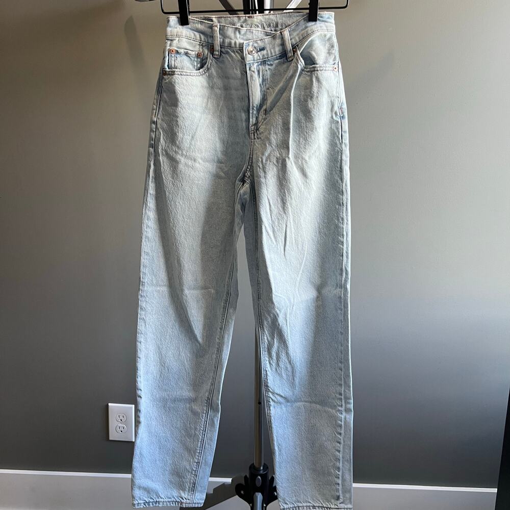 American Eagle Highest Rise Baggy Straight Jeans Size 0 Regular